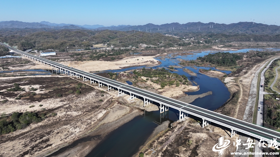 东淠河特大桥.jpg